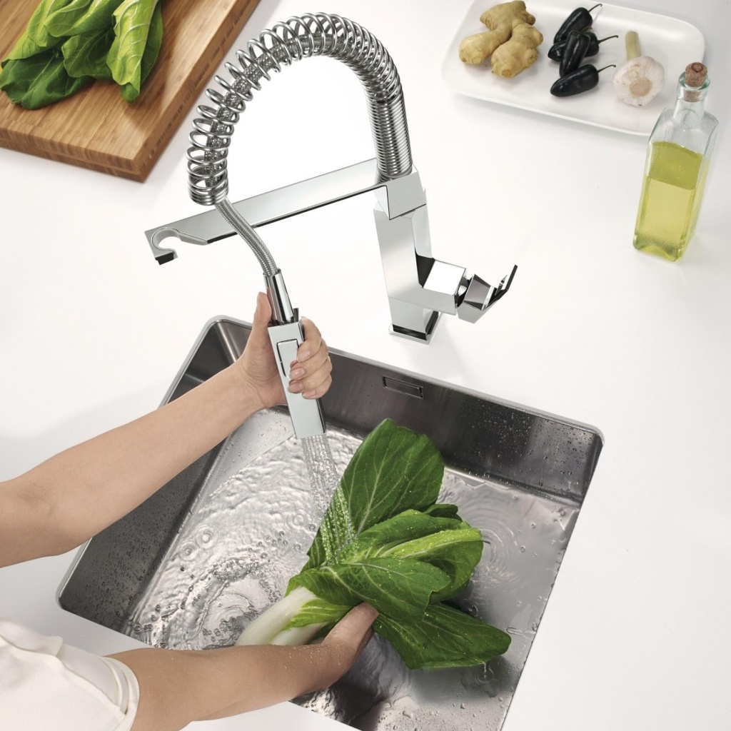 Grohe faznova kitchen mixer